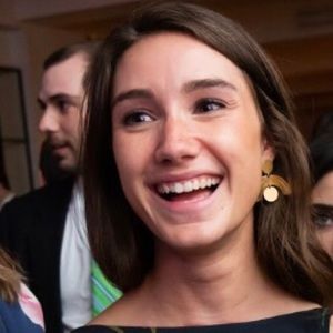 Meet your Posher, Elizabeth